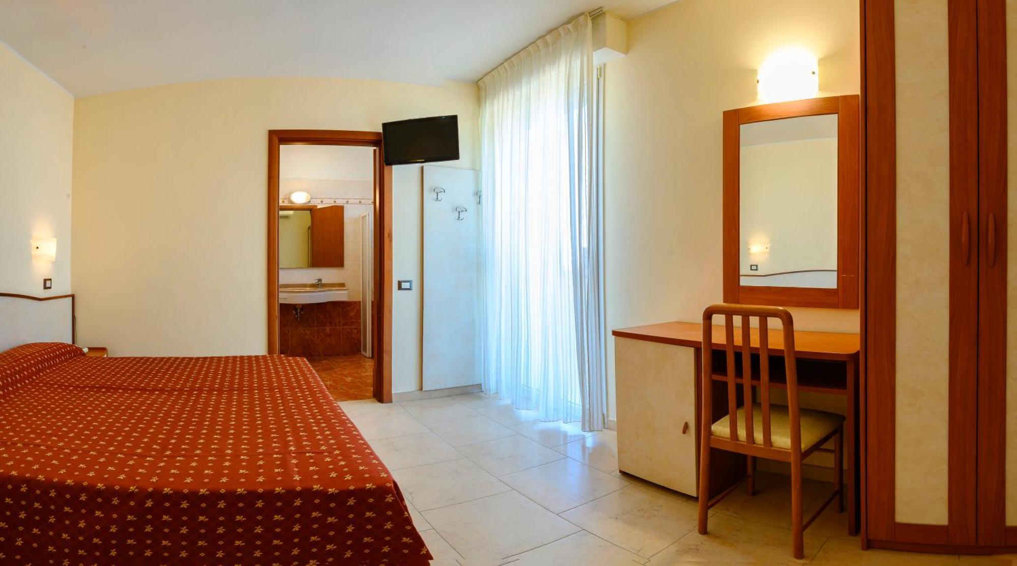 Hotel Harmony Rimini Esterno foto